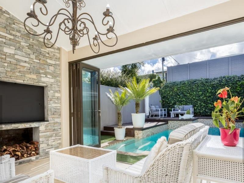 5 Bedroom Property for Sale in Welgemoed Western Cape